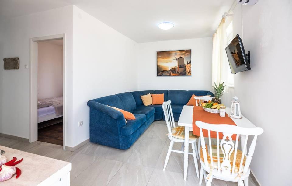 Apartments Dora Vantacici Dış mekan fotoğraf