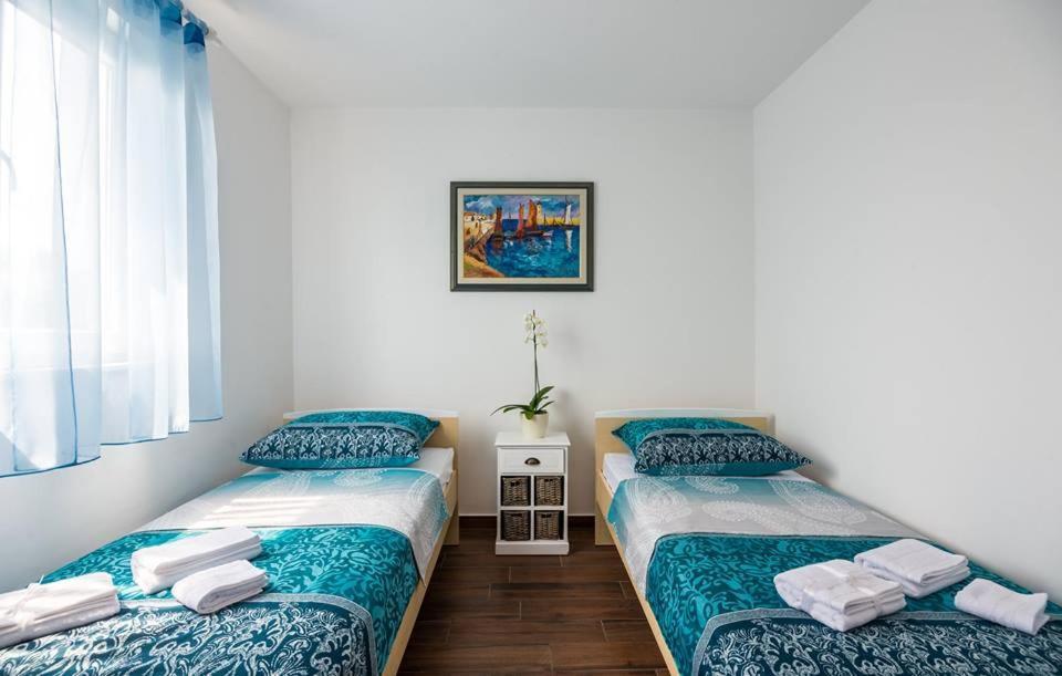 Apartments Dora Vantacici Dış mekan fotoğraf
