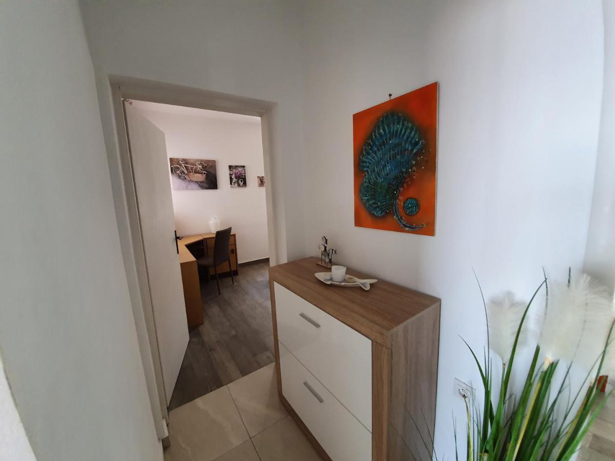 Apartments Dora Vantacici Dış mekan fotoğraf