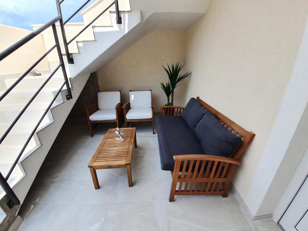 Apartments Dora Vantacici Dış mekan fotoğraf