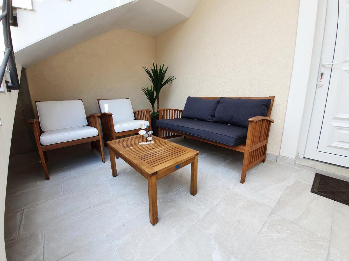 Apartments Dora Vantacici Dış mekan fotoğraf
