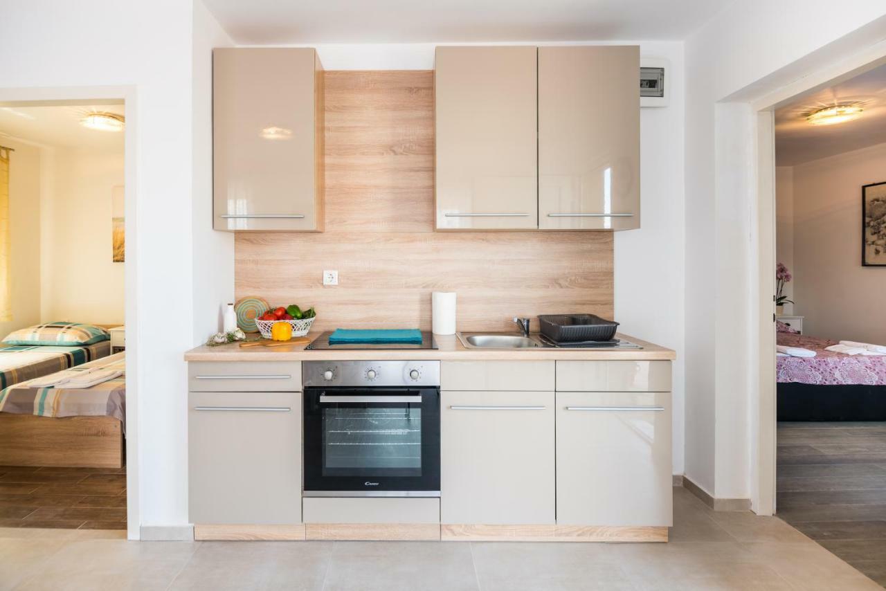 Apartments Dora Vantacici Dış mekan fotoğraf