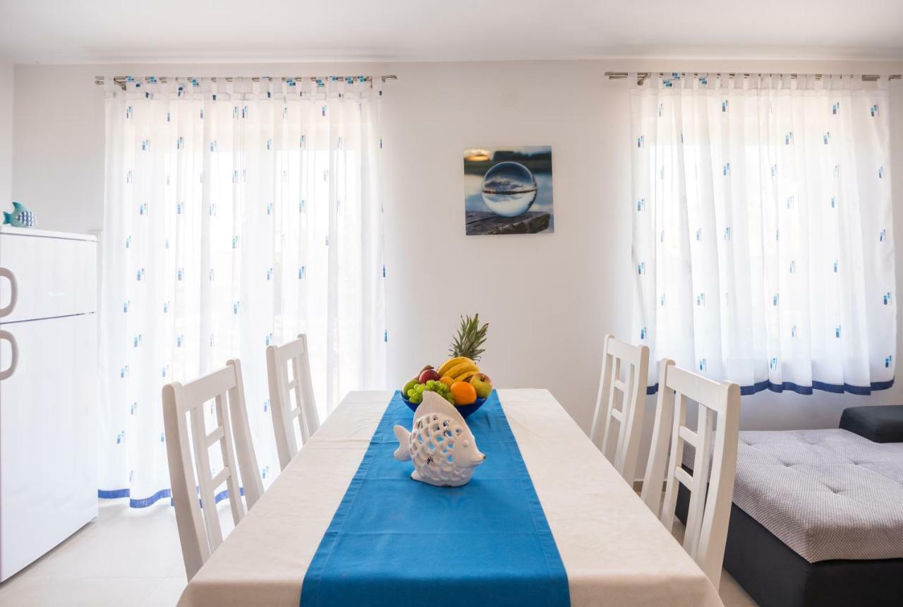 Apartments Dora Vantacici Dış mekan fotoğraf