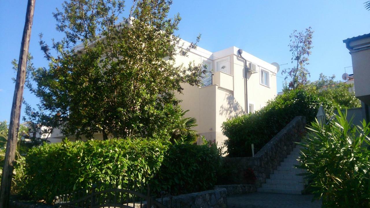 Apartments Dora Vantacici Dış mekan fotoğraf